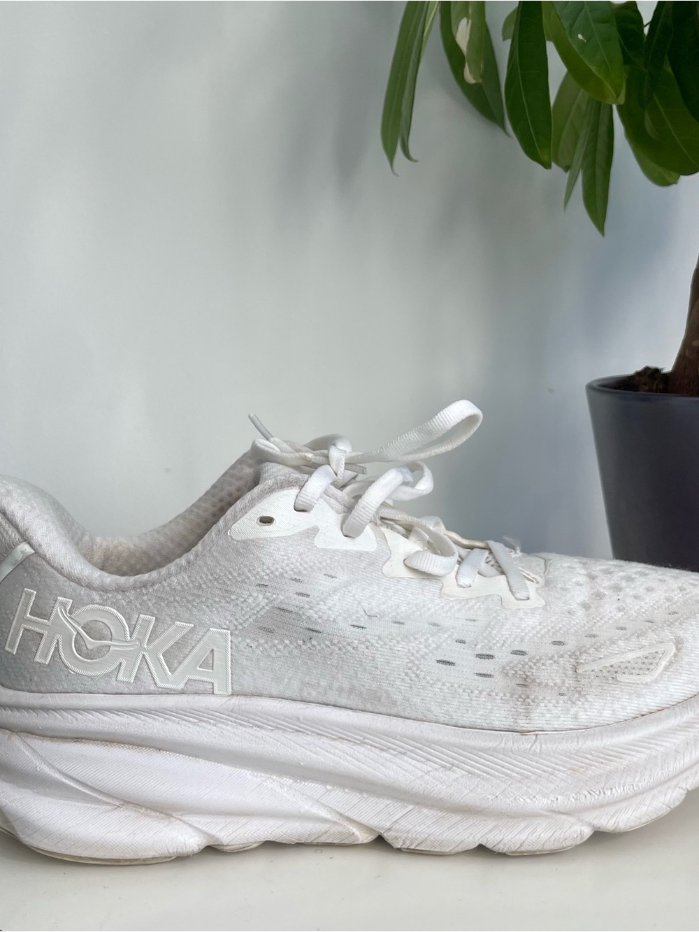 Women Size 8 Hoka One One Clifton Running Shoes White